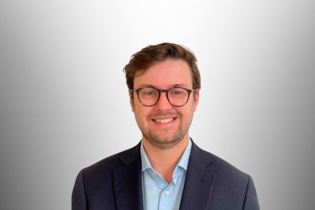 Patrick Bettle headshot