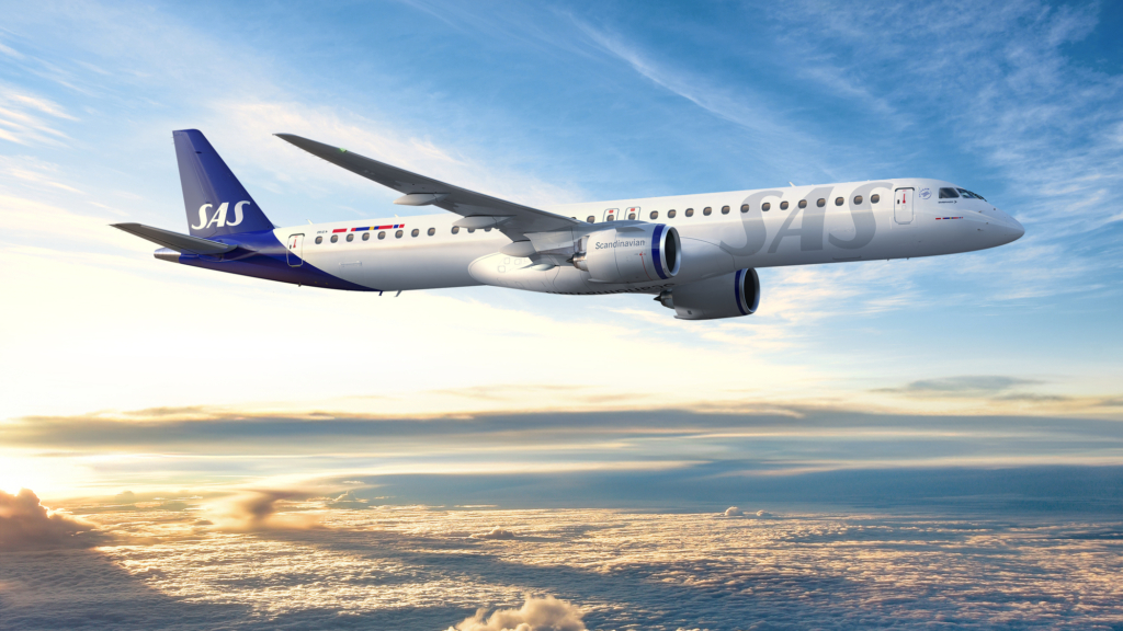 SAS Embraer E195-E2 flying