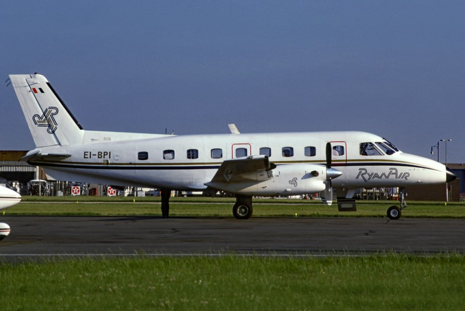Ryanair Embraer