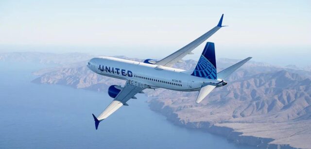 United Airlines Boeing
